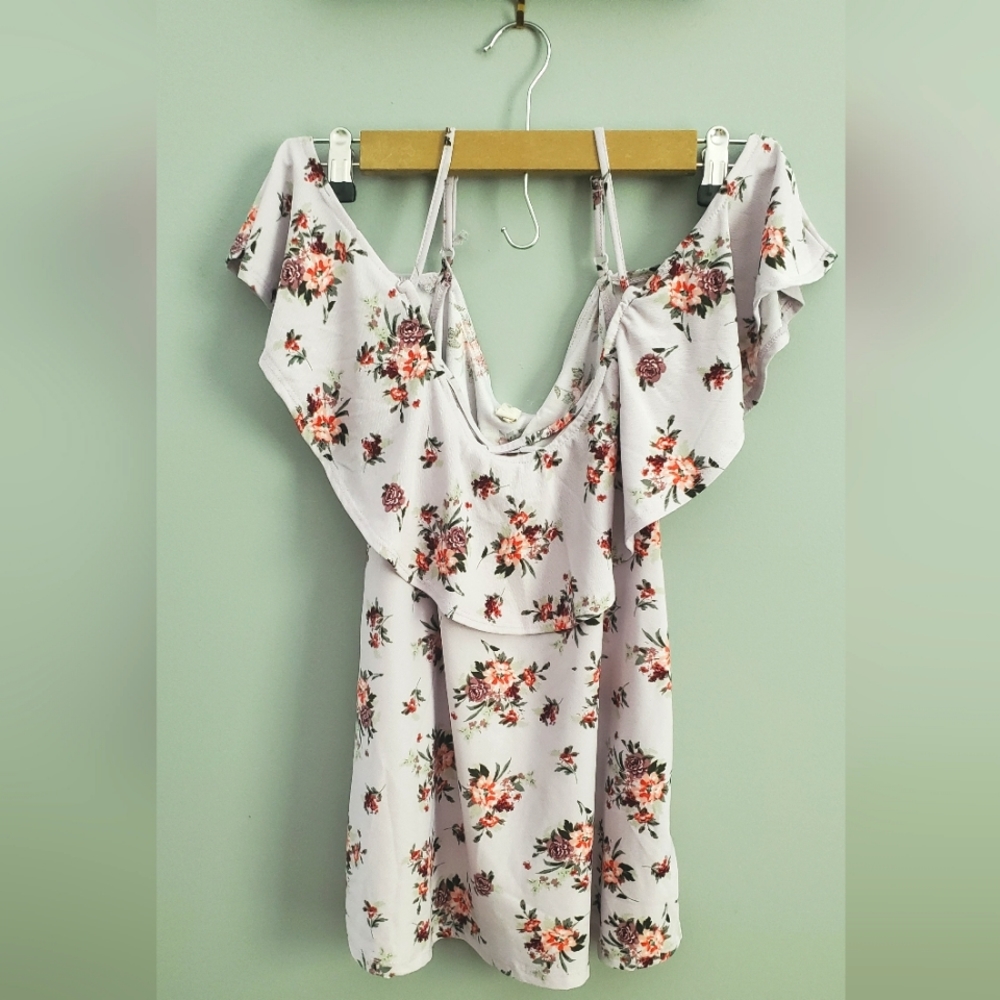 Light pink floral off the shoulder blouse. Size L